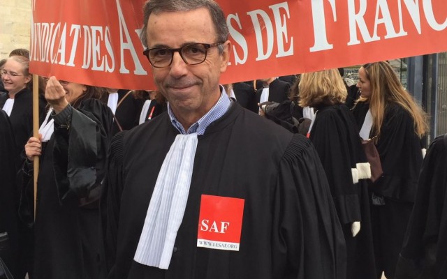 Bordeaux, an ecologist mayor's first steps
